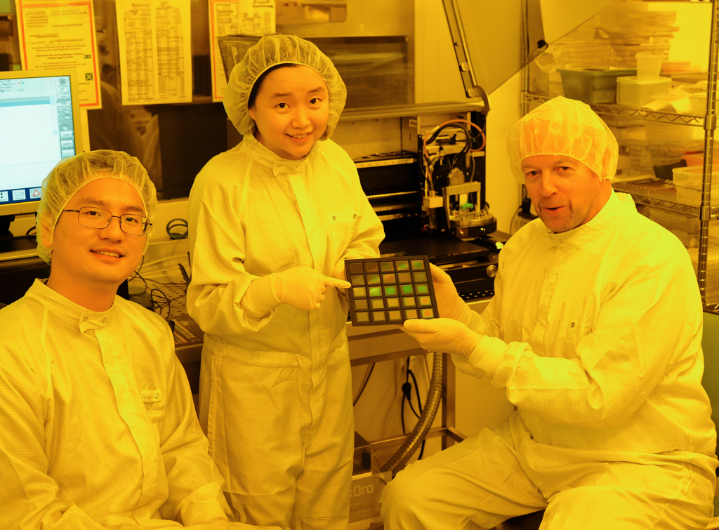 The Karlsruhe Institute of Technology team is shown with inkjet-printed color filters.